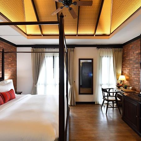 Hotel El Barrio Lanna Chiang Mai Exterior foto